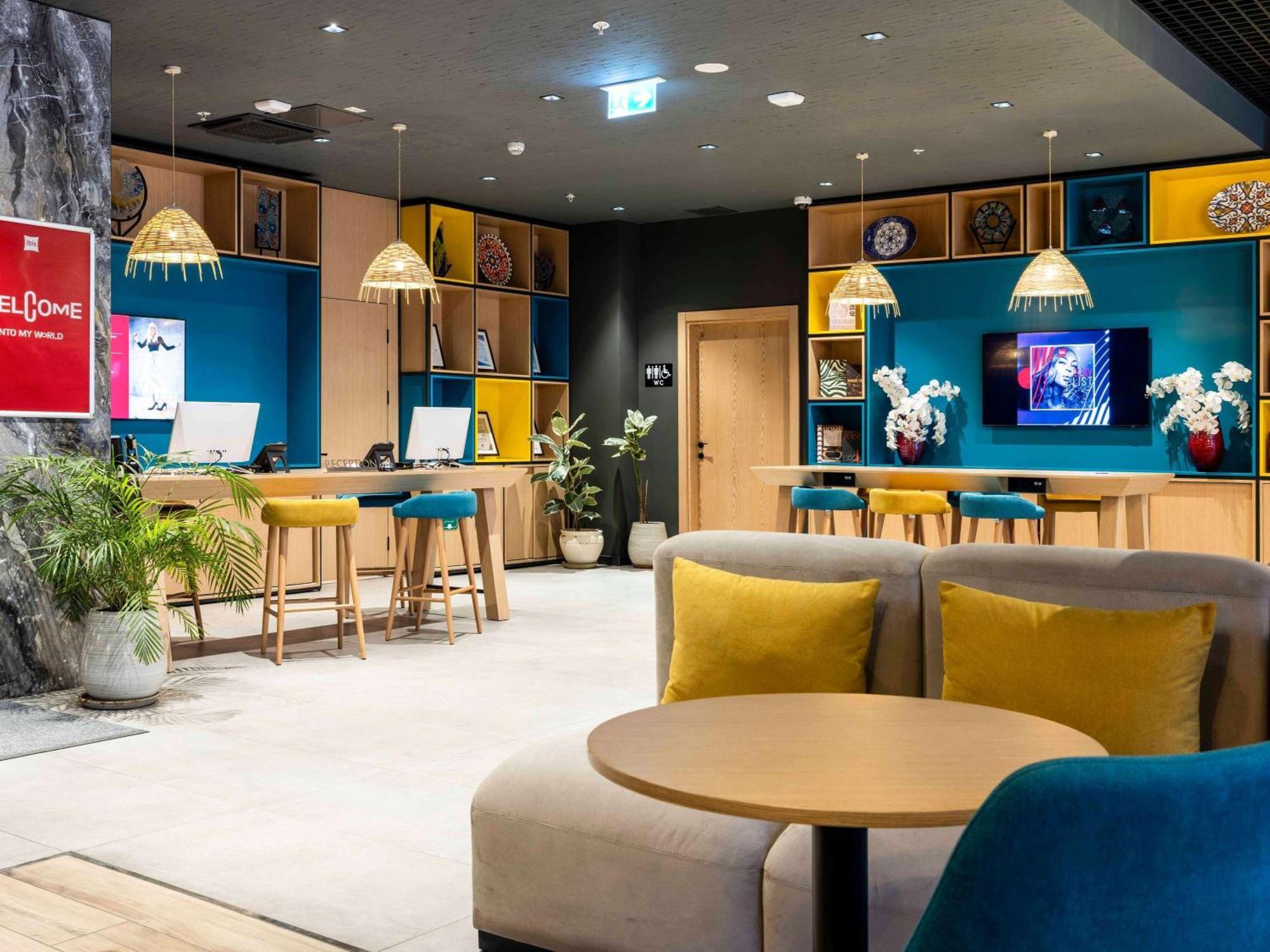 ホテル Ibis Istanbul Sisli エクステリア 写真