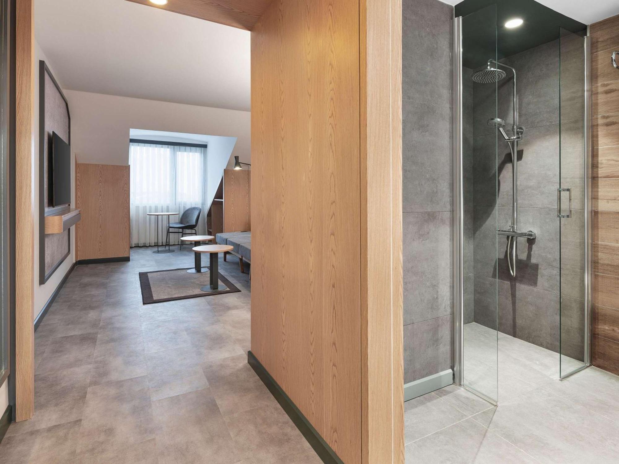 ホテル Ibis Istanbul Sisli エクステリア 写真