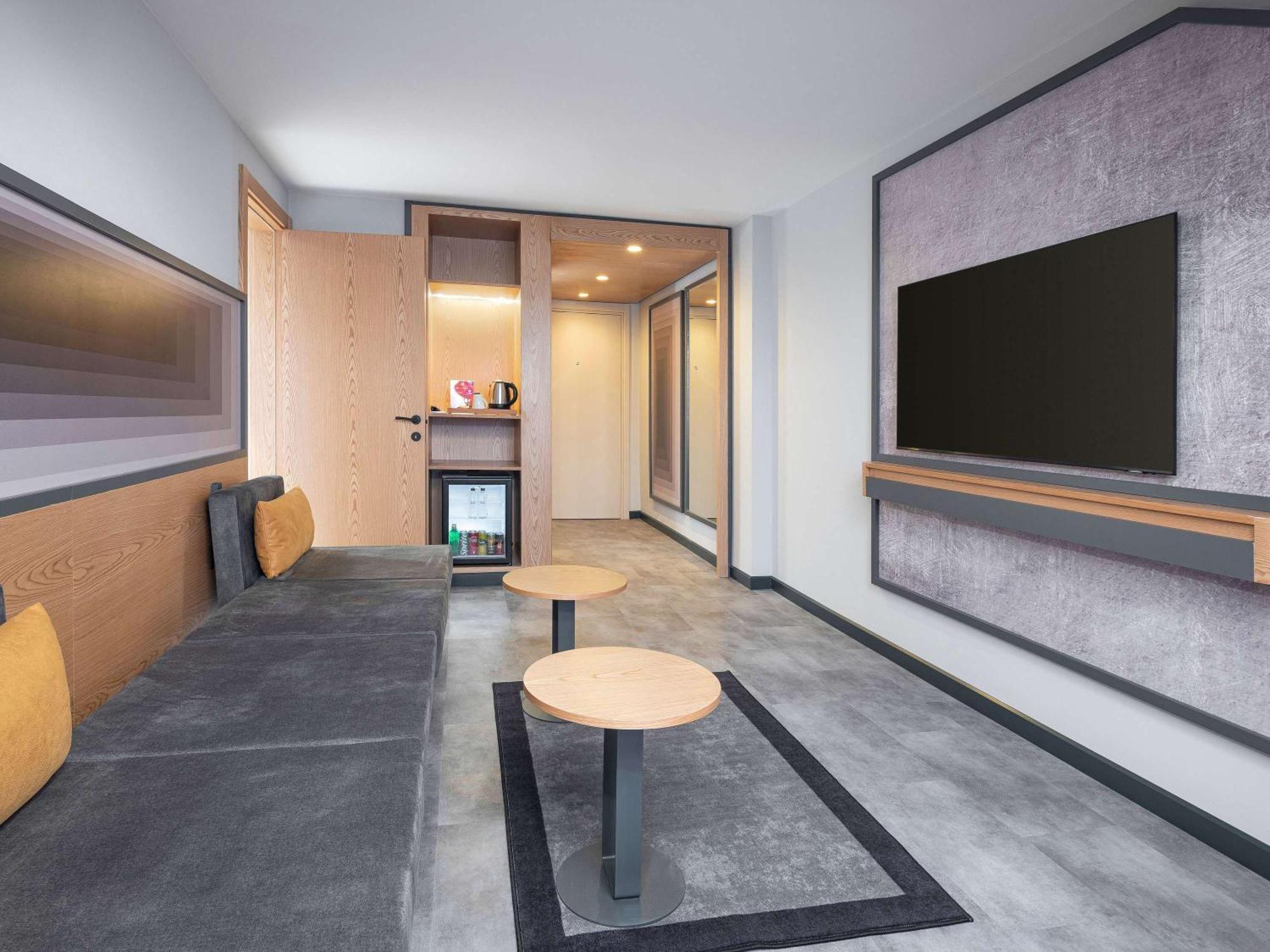 ホテル Ibis Istanbul Sisli エクステリア 写真