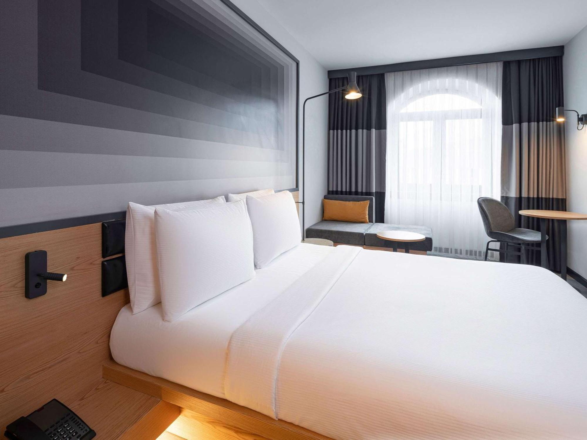 ホテル Ibis Istanbul Sisli エクステリア 写真
