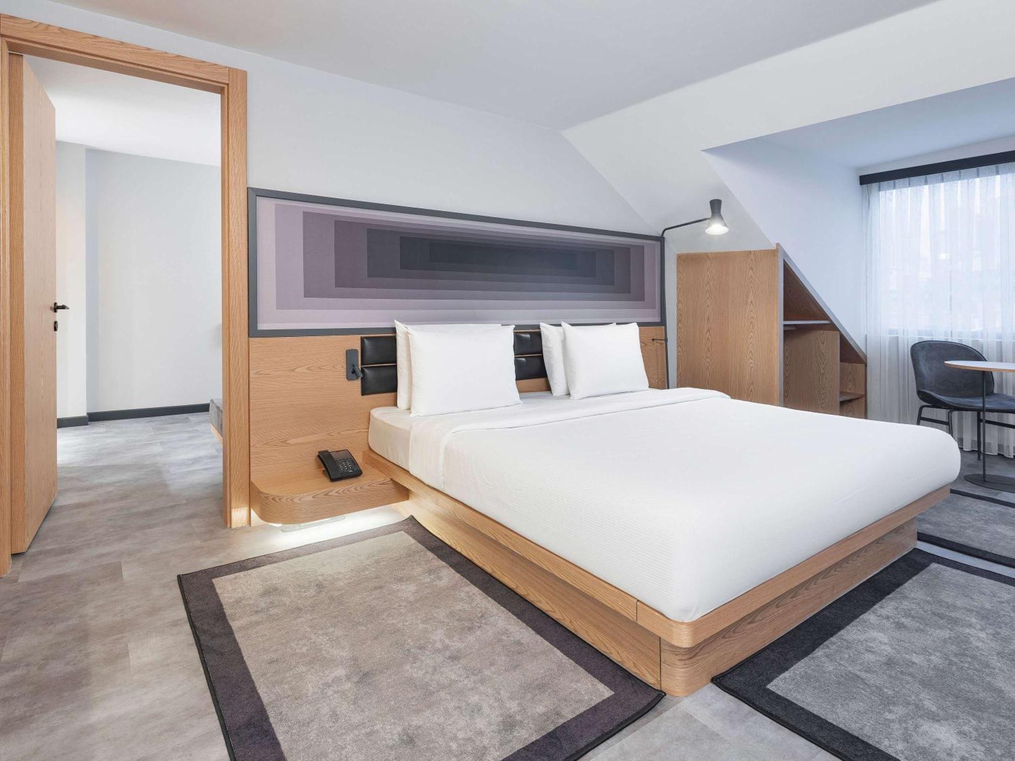 ホテル Ibis Istanbul Sisli エクステリア 写真