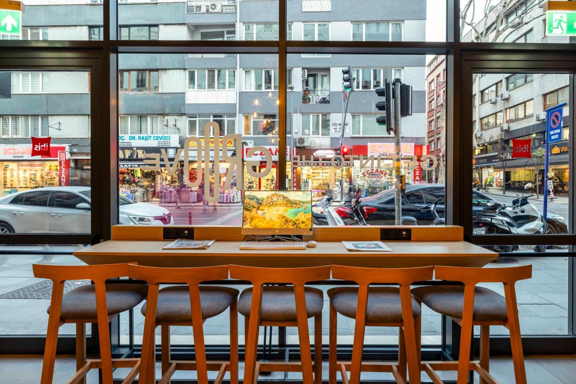 ホテル Ibis Istanbul Sisli エクステリア 写真