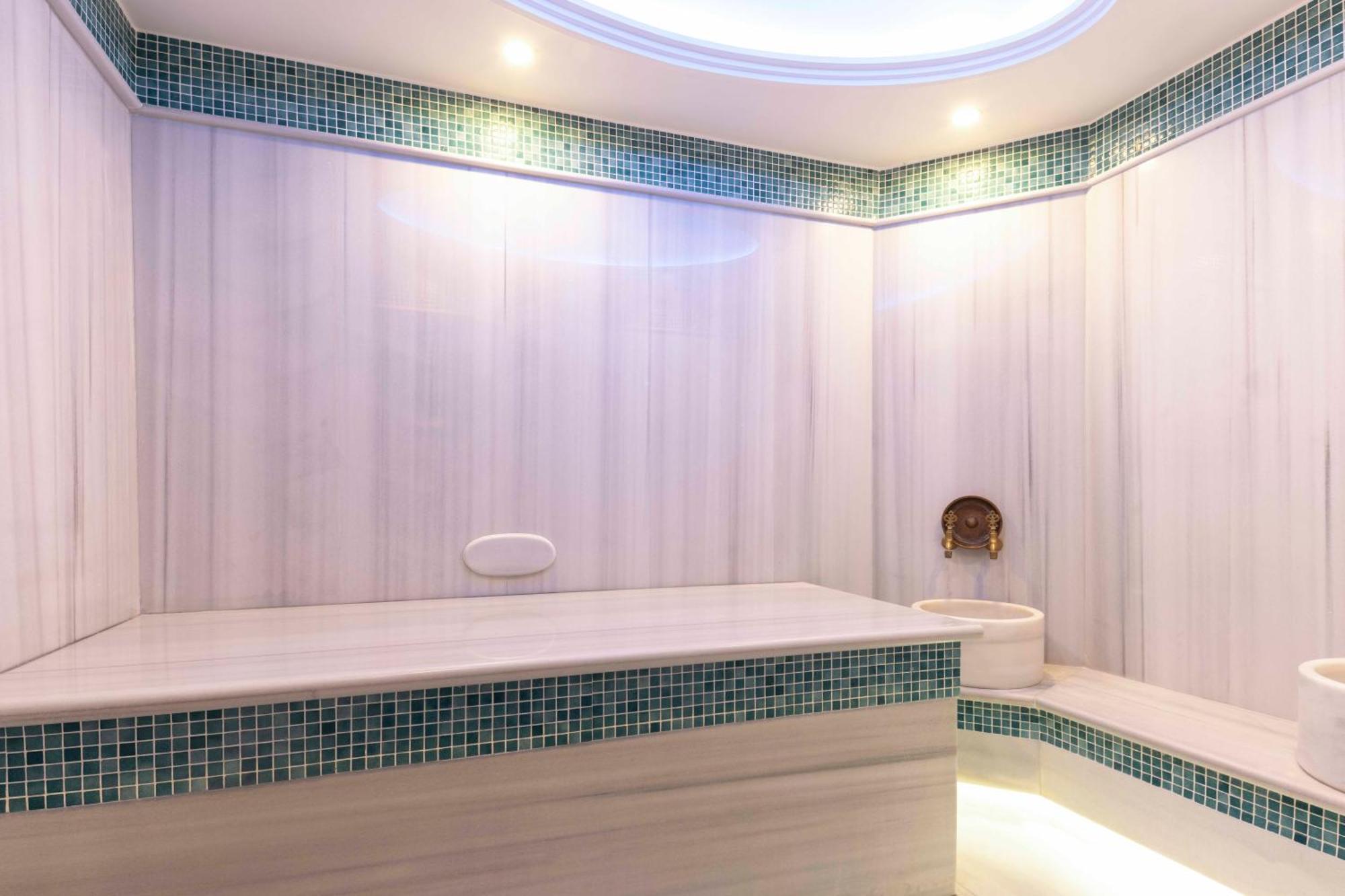 ホテル Ibis Istanbul Sisli エクステリア 写真