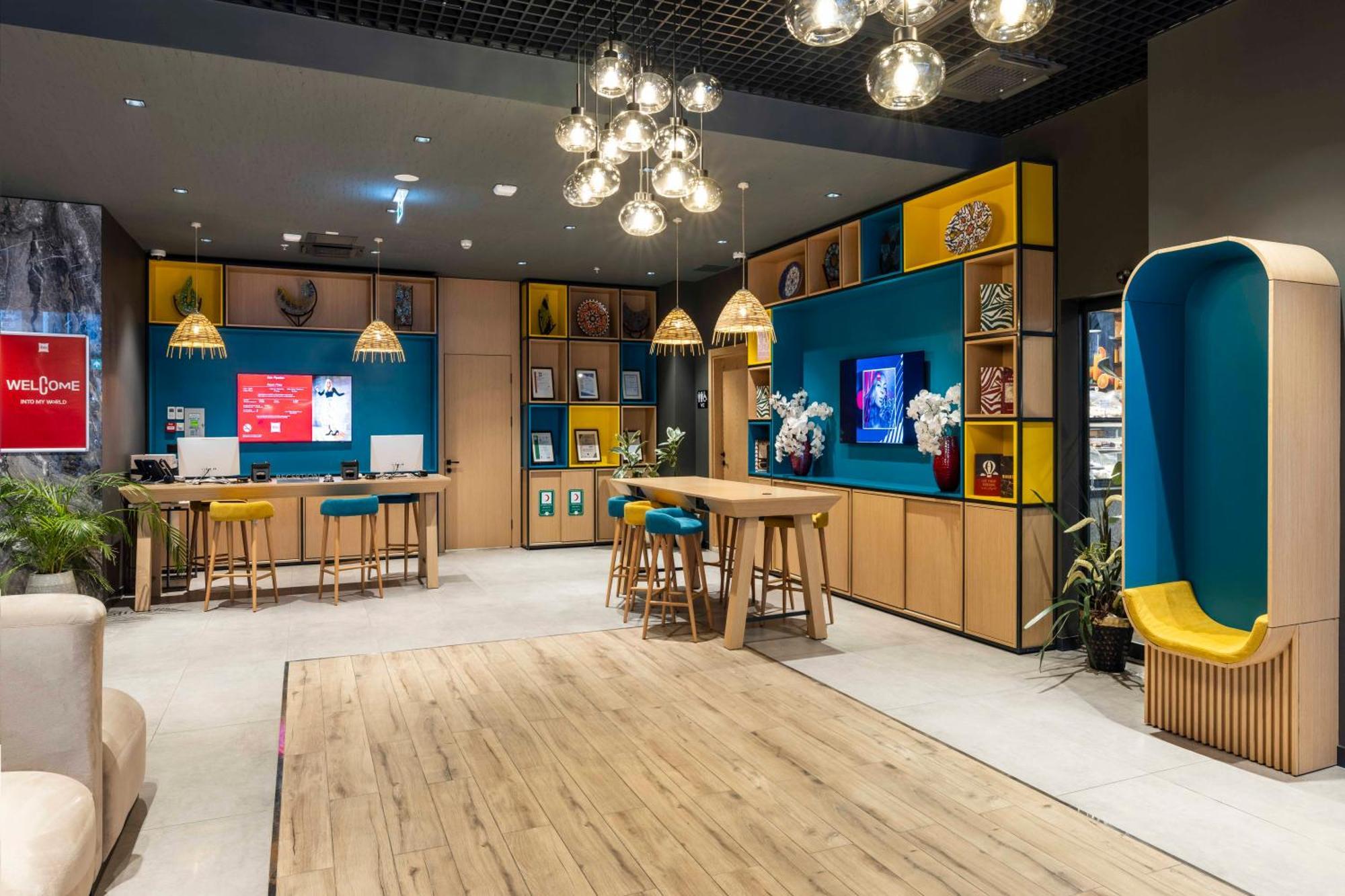 ホテル Ibis Istanbul Sisli エクステリア 写真